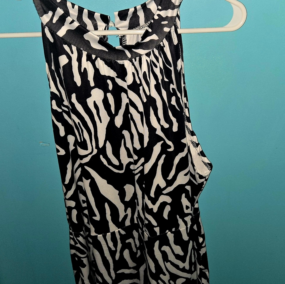 Jumpsuit - Picture 2 of 3